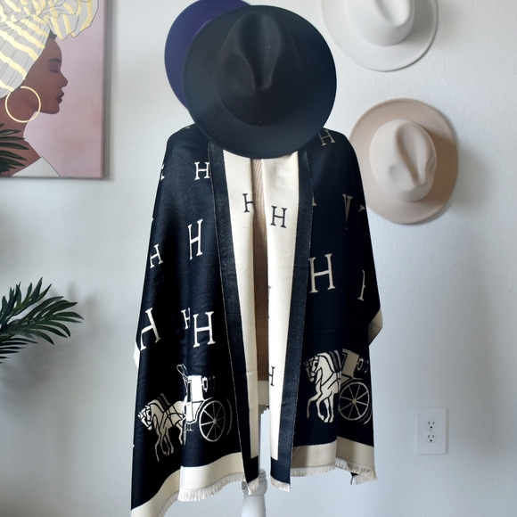 Reversible Stylish Warm Cashmere/Shawl - Picture 7 of 15